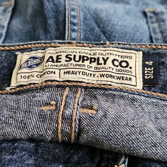 American Eagle 4 denim shorts - Picture 5 of 5
